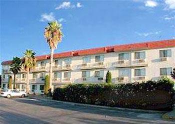 Travelodge By Wyndham 2*