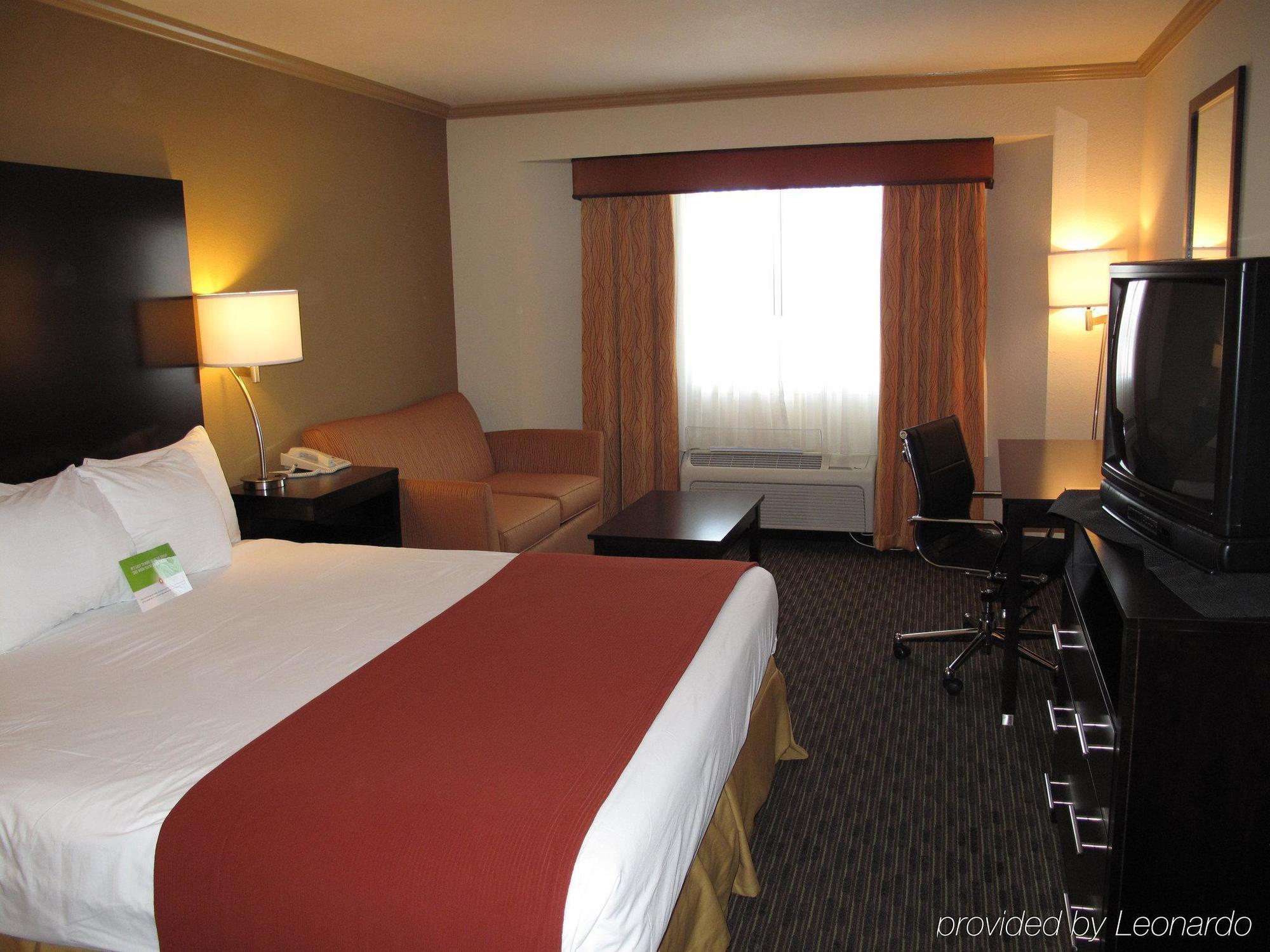 Motel Travelodge By Wyndham 2*